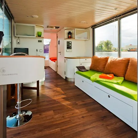 Houseboat Auf Dem Roblinsee - Dbs01100b-n Ботель *