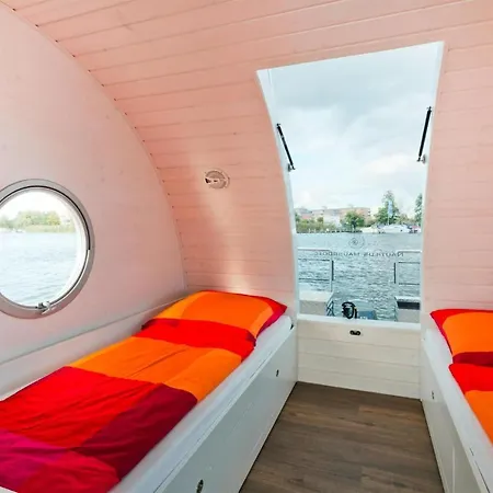 Houseboat Auf Dem Roblinsee - Dbs01100b-n * Фюрстенберг