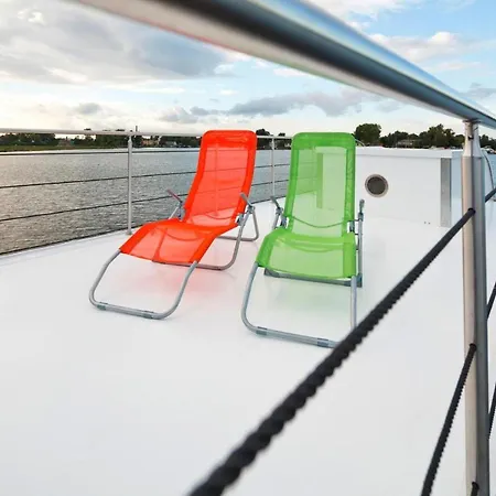 Ботель Houseboat Auf Dem Roblinsee - Dbs01100b-n Фюрстенберг