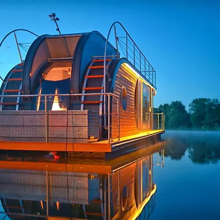 Houseboat Auf Dem Roblinsee - Dbs01100b-n *